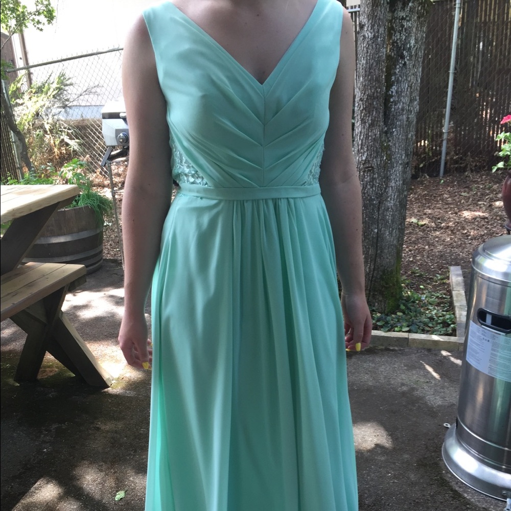 JJshouse mint green bridesmaid dress